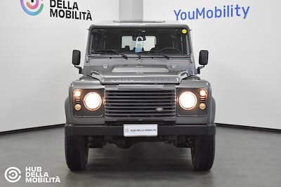 LAND ROVER Defender 110 2.4 TD4 Station Wagon SE N1